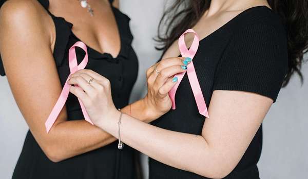 VIAGE voit la vie en rose ce mois de novembre