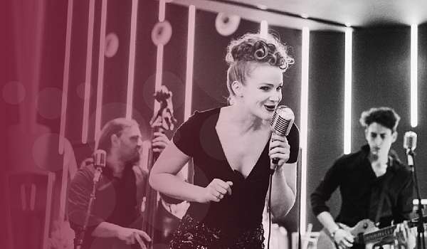 Live Music with Along Comes Mary